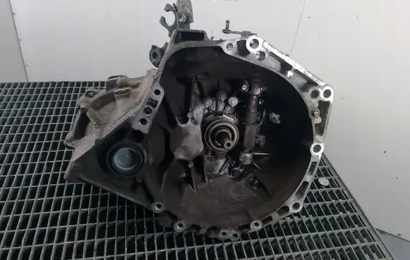 Toyota Aygo AB10 Manual 5 speed gearbox 20TT01