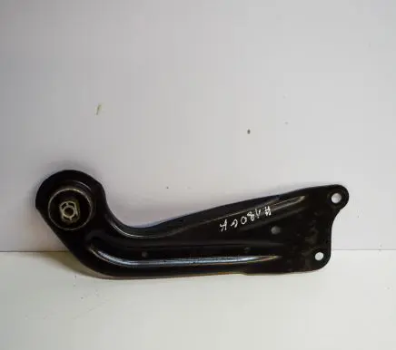 Volkswagen Golf VII Rear upper control arm/wishbone 5Q0505225C
