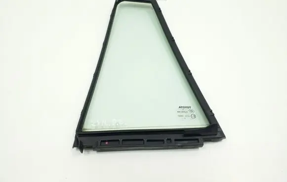 Toyota Verso Rear vent window glass 681230F010