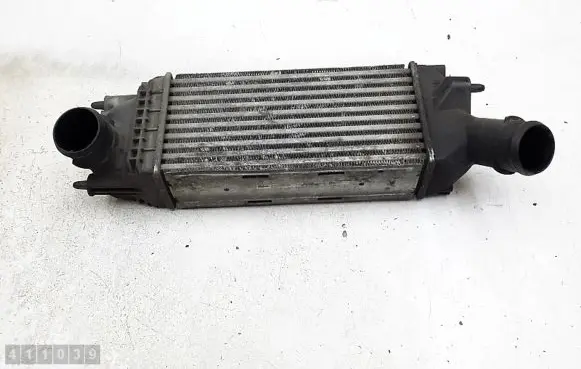 Citroen C5 Intercooler radiator 9657073480