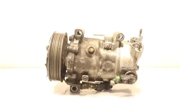 Peugeot 308 Air conditioning (A/C) compressor (pump) 1607424980