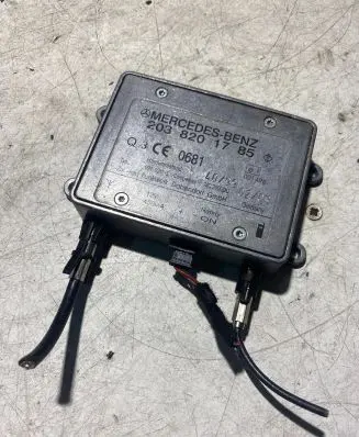 Mercedes-Benz ML W163 Antenna control unit 2038201785 09102113