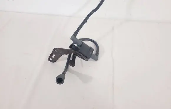 Renault Laguna III Fuel tank valve 8200699179A 6790887050