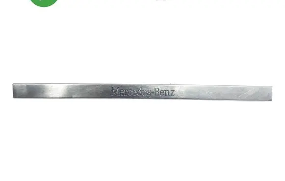 Mercedes-Benz ML W163 Front sill trim cover A1636860820 823583 VG6509