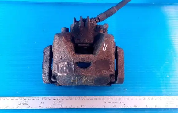 Peugeot Partner Front brake caliper IP2