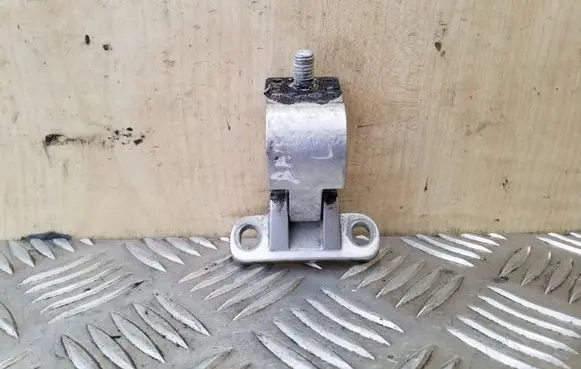 Volkswagen Golf IV Tailgate/trunk/boot hinge 1J9827301