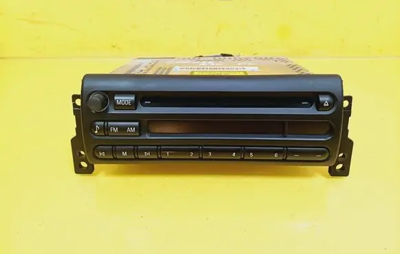 Radio/CD/DVD/GPS head unit