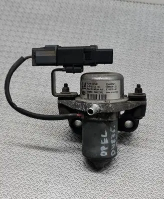 Opel Corsa E Vacuum pump 13431921 00942813 47497940