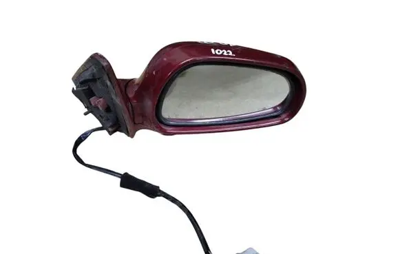 Mazda 626 Front door electric wing mirror E13010519