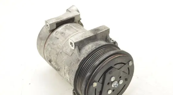 Citroen C5 Air conditioning (A/C) compressor (pump) 9683003080