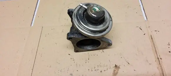 Mitsubishi Outlander EGR valve 038129637D 724809160 0800029