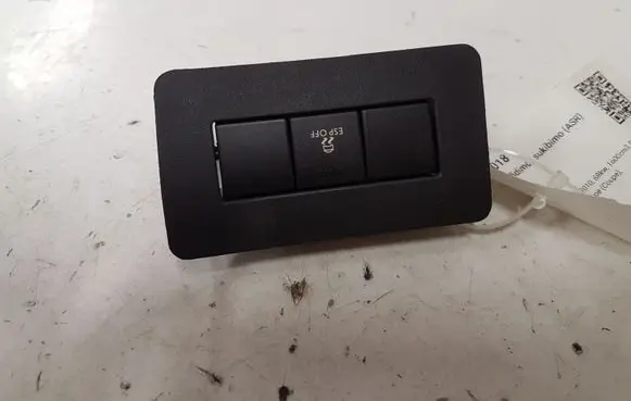 Traction control (ASR) switch
