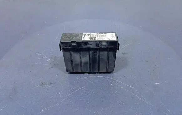 Mazda 3 II Comfort/convenience module KD45675X0