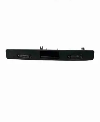 Volvo XC90 Trunk door license plate light bar 31253018 30699743