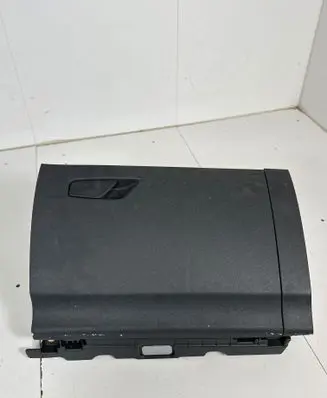 Skoda Octavia Mk4 Glove box 5E4857103