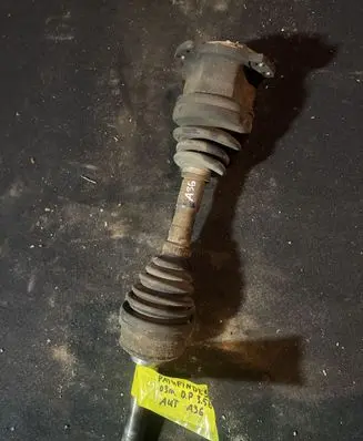 Nissan Pathfinder R50 Front driveshaft