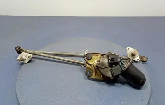 Suzuki Ignis Front wiper linkage and motor 