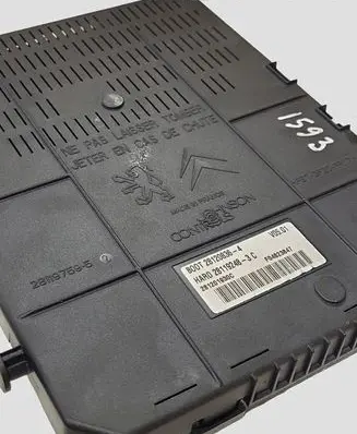 Citroen C5 Fuse module 281197595