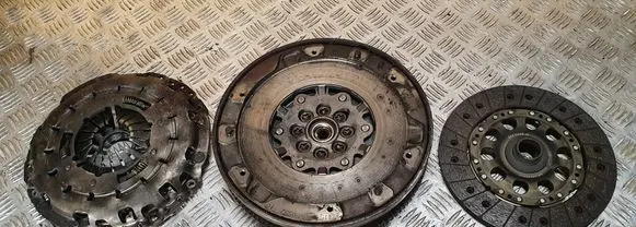 Volkswagen II LT Clutch set kit 324046610 415055210 124044010