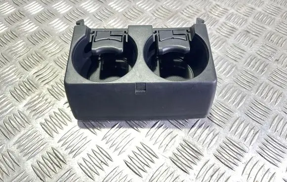 Suzuki Grand Vitara II Cup holder front GN62104040