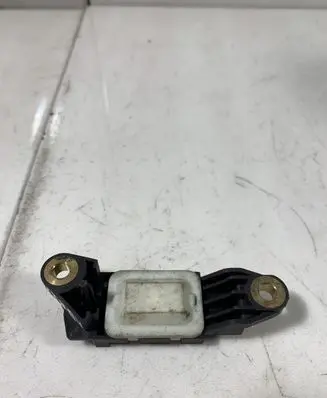 Mercedes-Benz E W211 Airbag deployment crash/impact sensor 001820912606Q07