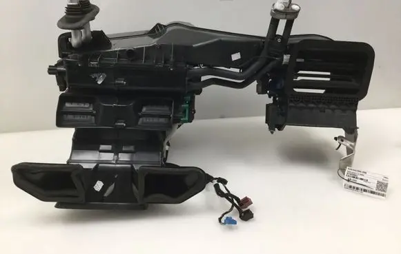 Audi A4 S4 B7 8E 8H Interior heater climate box assembly 8E1820005J