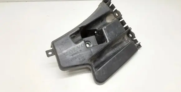 Front bumper mounting bracket