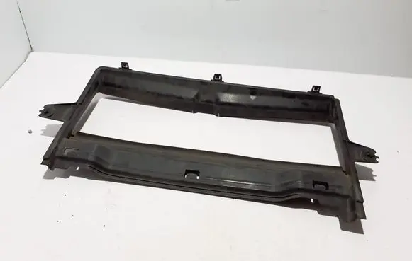 Renault Kangoo III Intercooler air guide/duct channel 31383213