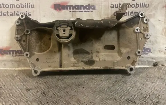 Volkswagen Golf V Front subframe