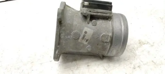 Seat Alhambra (Mk1) Mass air flow meter 037906461B AFH6010A