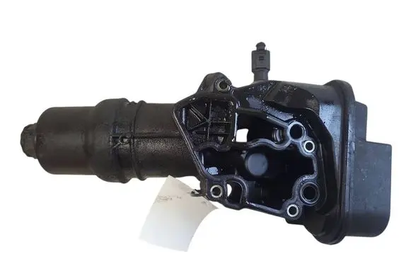 Skoda Octavia Mk2 (1Z) Oil filter mounting bracket 6740273316