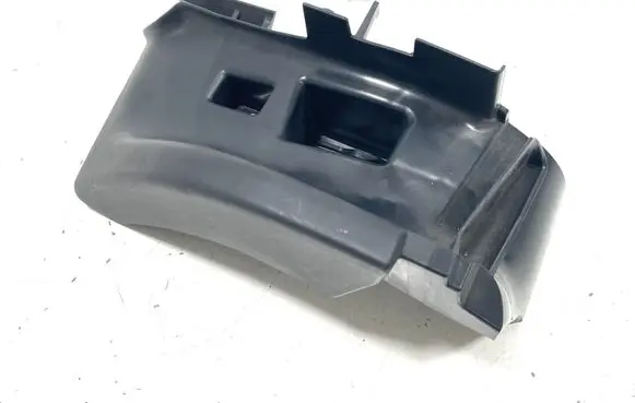 Audi Q3 8U Seat belt trim 8U0857792 8U0857792B