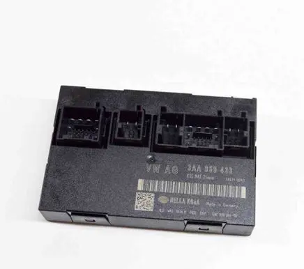 Volkswagen PASSAT B6 Central body control module 5DK009064 3AA959433
