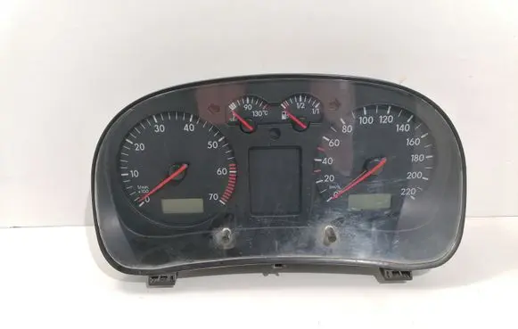 Volkswagen Golf IV Speedometer (instrument cluster) 1J0919861 110008916022