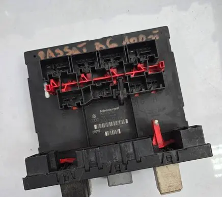Volkswagen PASSAT B5.5 Comfort/convenience module 3C0937049H H37S1301 28027754