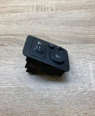 Honda CR-V Wing mirror switch M31062 M33212