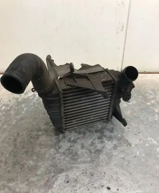 Volkswagen Polo IV 9N3 Intercooler radiator 6Q0145804ABILI 6Q0145804A