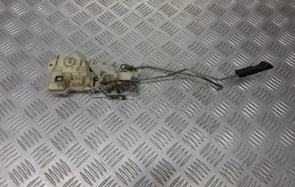 Honda Civic Front door lock
