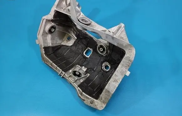 BMW iX1 Other engine bay part 335A205E803 IMPRK1574487
