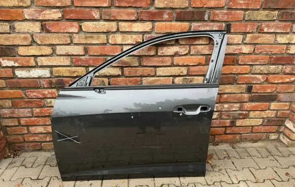 Audi A6 S6 C8 4K Front door