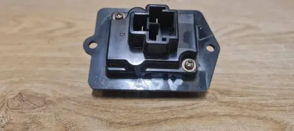 Mazda 626 Heater blower motor/fan resistor