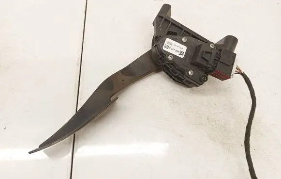 Opel Astra H Accelerator throttle pedal 9157998