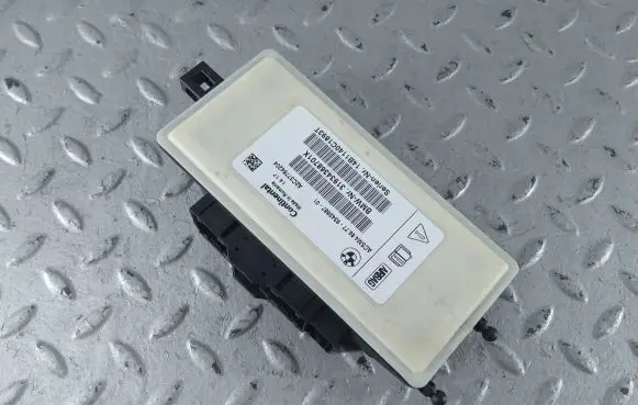 BMW 5 F10 F11 Airbag control unit/module 9343687 65779343687 6577934368701