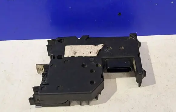 Mercedes-Benz E W212 Fuse module A2125400581