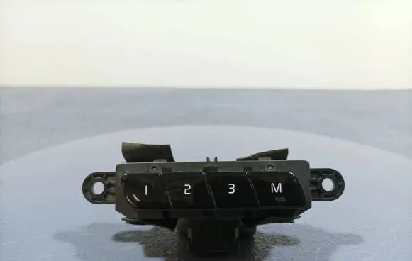 Volvo XC90 Seat heating switch 31376461