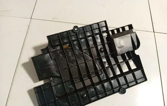 Mercedes-Benz B W245 Other interior part A1698310145
