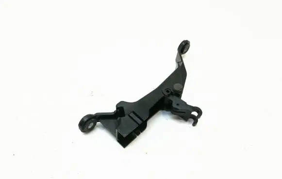 Audi A8 S8 D4 4H Gear shift cable linkage 4H1713252