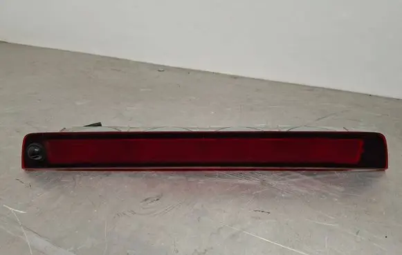 Suzuki Grand Vitara II Third/center stoplight 3581065J0