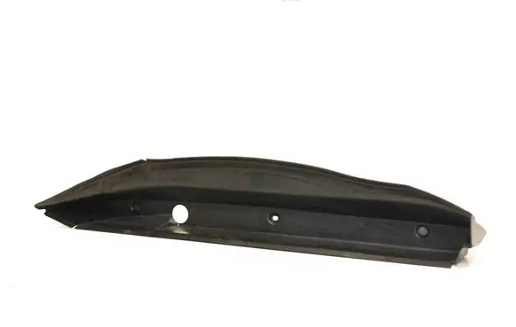 Mercedes-Benz E W212 Fender end trim A2128890225 BBP170802