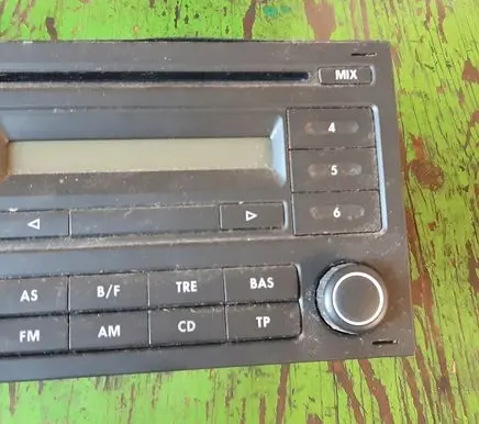 Volkswagen Fox Radio/CD/DVD/GPS head unit